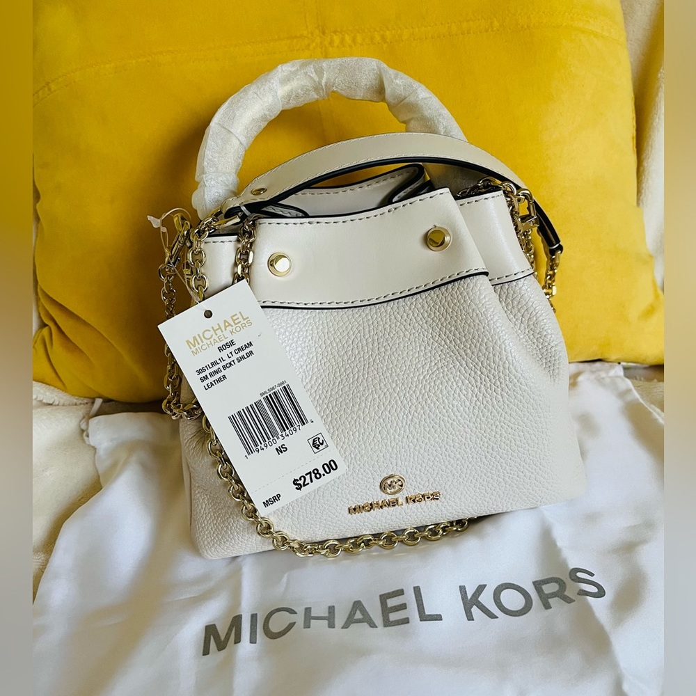 NWT Micheal Kors Rosie Small Ring Bucket Shoulder/Crossbody Bag with Dust bag.